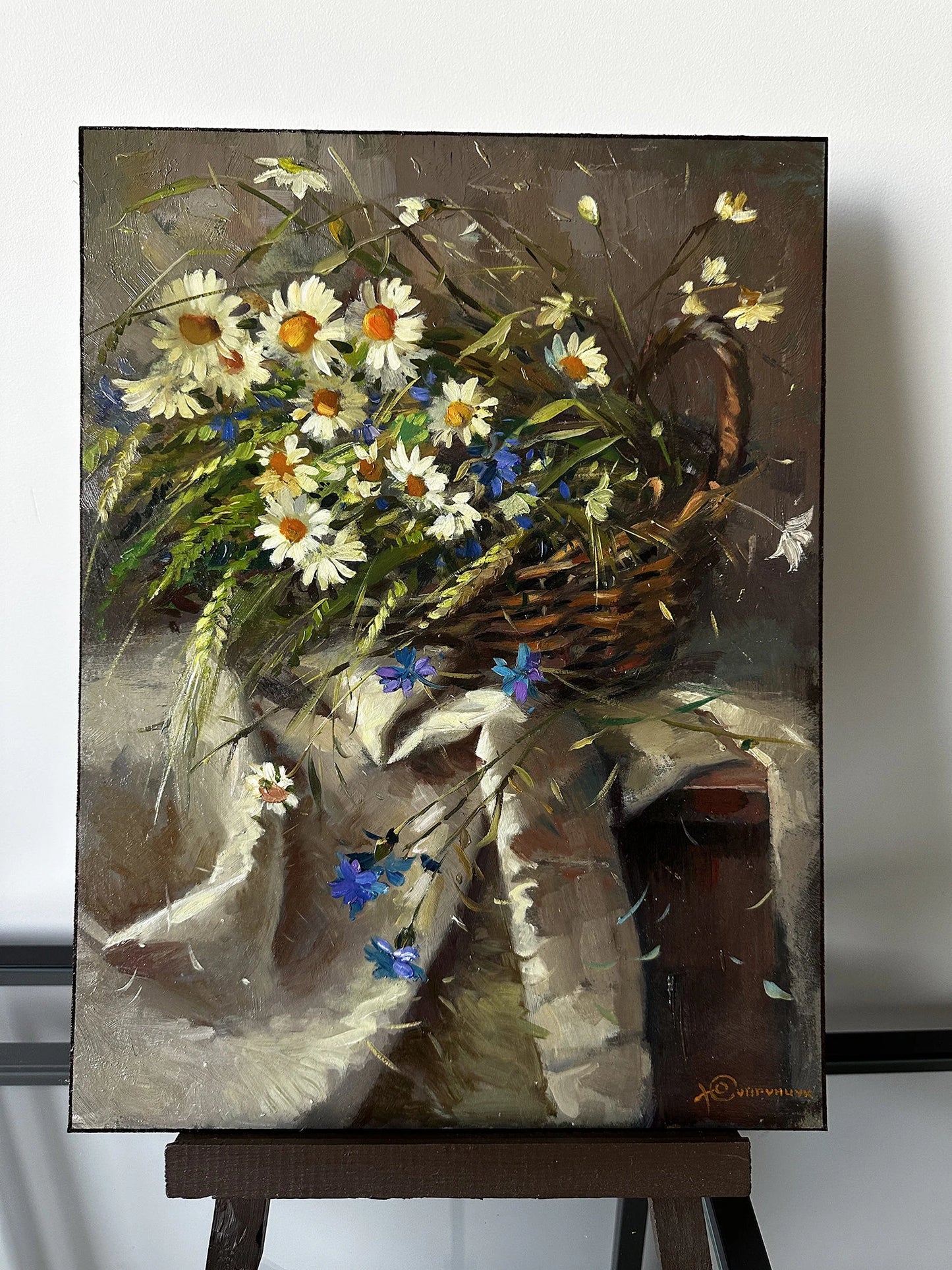 Original painting, gift, ukrainian painting, vintage, wall painting, still life, Basket of flowers, Field flowers, artist Y. Suprunchuk